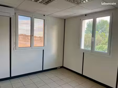 local professionnel quartier euromedecine