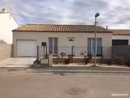 villa 4 pièces 81 m²