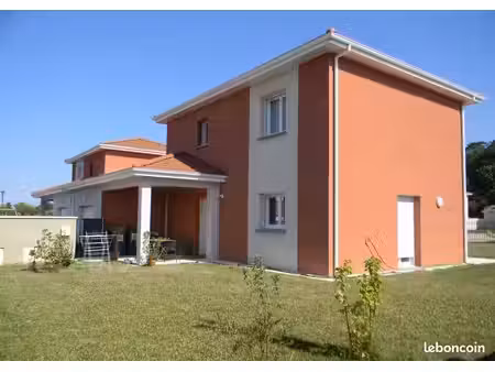 villa 4 pièces 82 m²