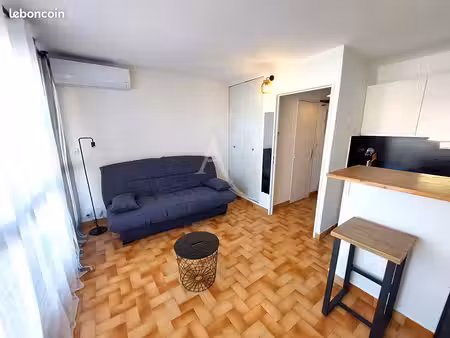 studio 1 pièce 18 m²