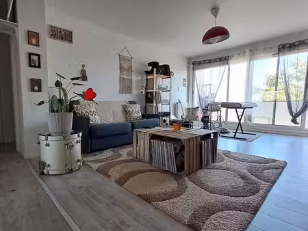 vends appartement t3