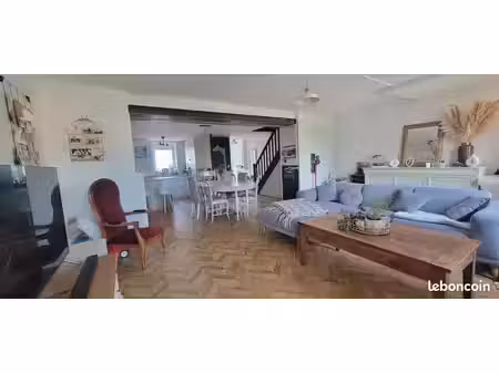 coup de cœur - bourg saint marc - maison de ville rénovée