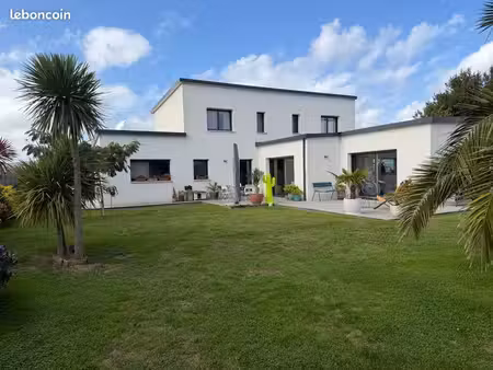 maison contemporaine 8 pièces