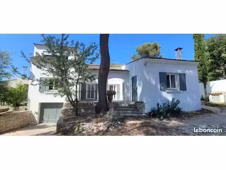 villa nîmes