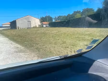 très beau terrain constructible