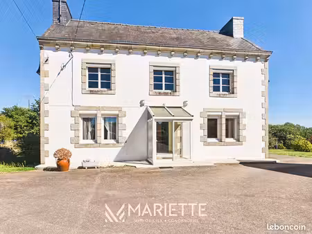 propriété 6 pièces 136 m²