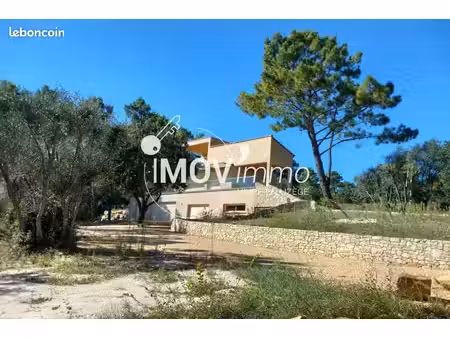 maison 6 pièces 194 m²