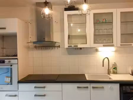 vend une appartement