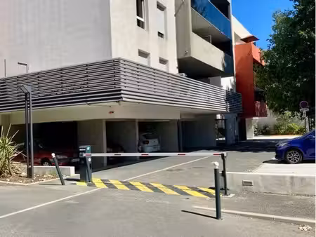 à vendre – charmant studio 26 17 m² avec grande loggia