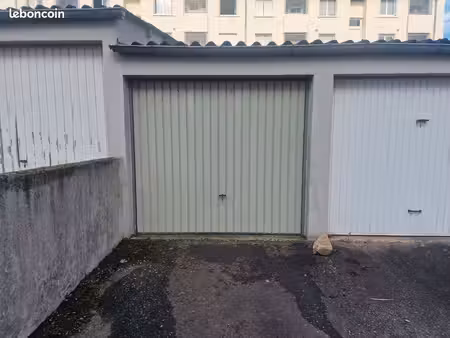 garage fermé rennes cleunay