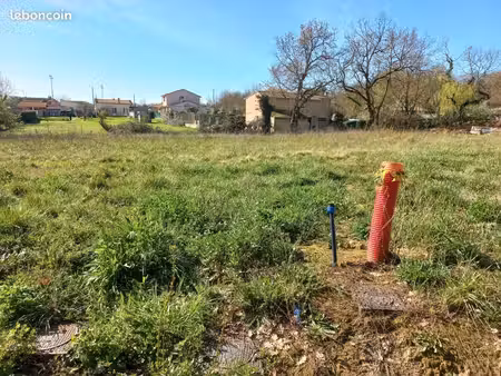 terrain 1 108 m² la salvetat saint gilles