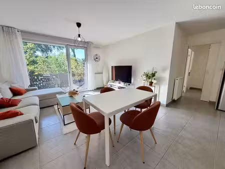 appartement 3 pièces 65 m²
