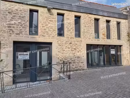 bureaux 80 m²