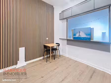 local 11 m² lesneven