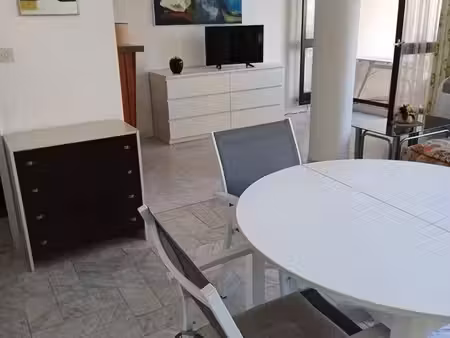 appartement 1 pièce - 38 m²