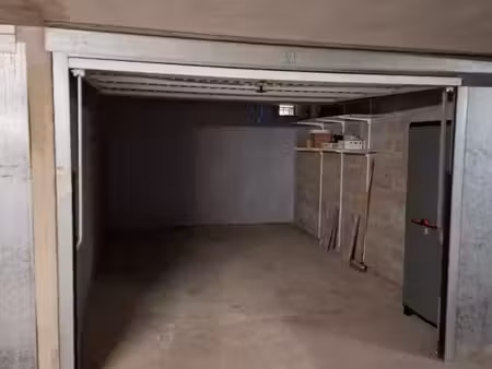 loue garage 15 m2 (courte durée) le grau-du-roi