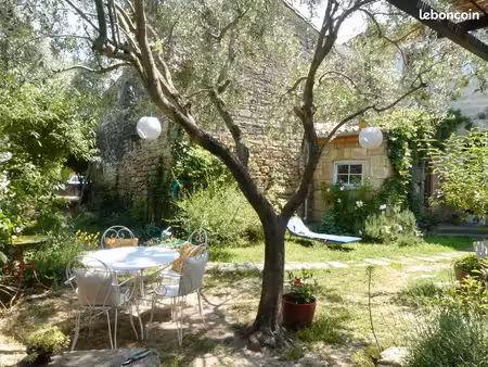 a louer maison de village 170m2 a aigues vives (30)