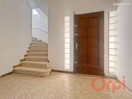 maison de ville 2 pièces 100 m²