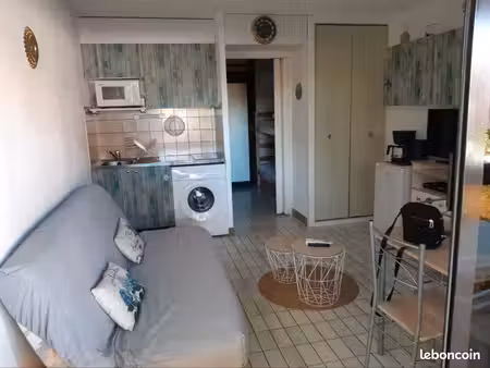 studio meublé à l'année