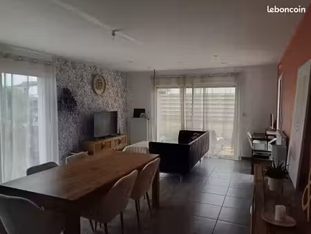 maison en location plouvorn
