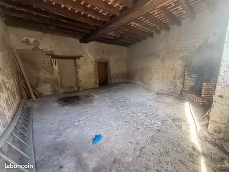 garage 40 m2 - idéale pour stockage
