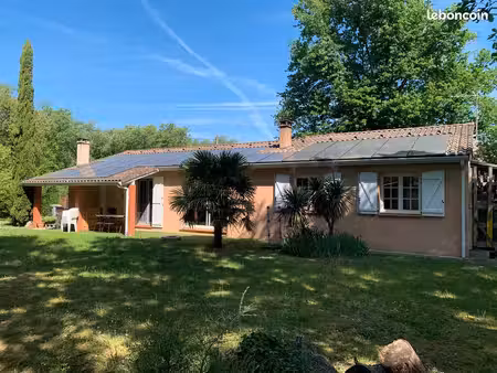 maison t5 de 110m² avec garage de 25m²  au calme