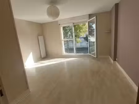 loue appartement t1