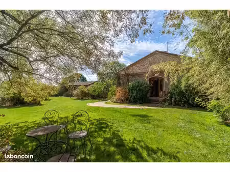 propriété 5 pièces 150 m²