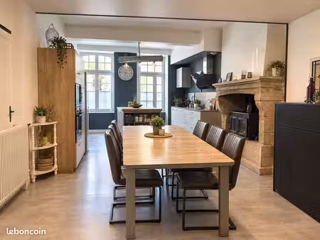 maison de ville 6 pièces 201 m²