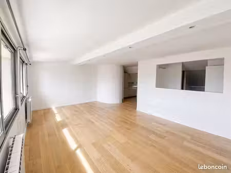 superbe appartement baigné de lumière – corenc / limite haut-meylan