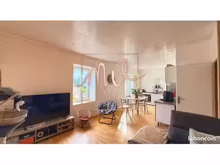 appartement 3 pièces 69 m²