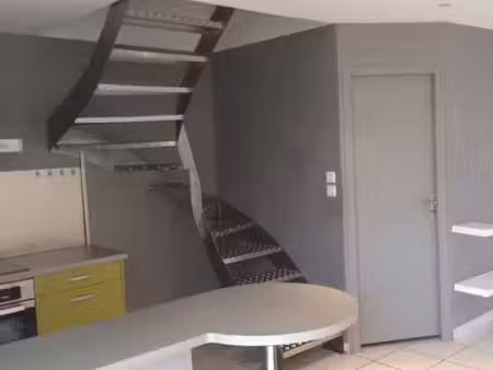 appartement t3 en duplex à louer