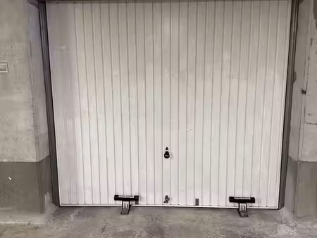 vends garage 15m2 proche intermarche et nerpic