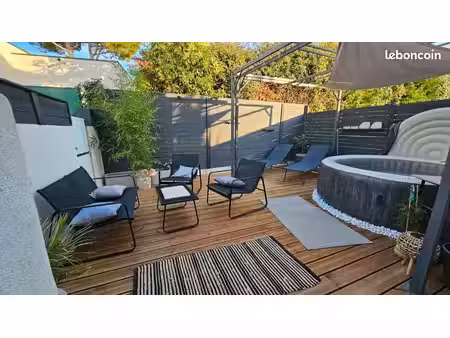 maison/appartement rénovée + dépendance avec espace nuit  jardin & 3 places de parking
