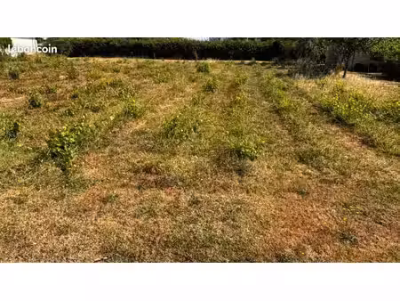 terrain 700 m² lormont