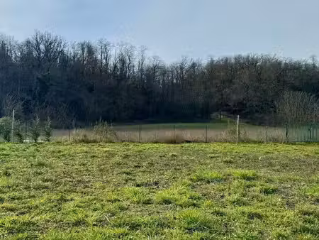 terrain à bâtir de 580 m² à saint-georges-d'esperanche (38)