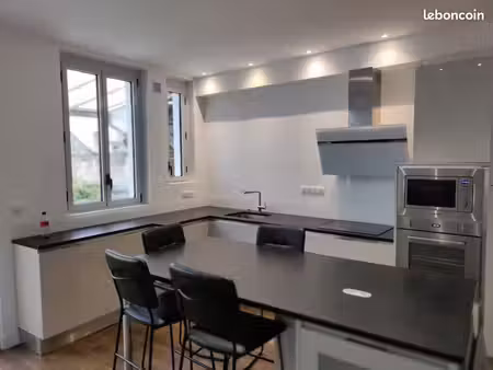 chinon maison de ville