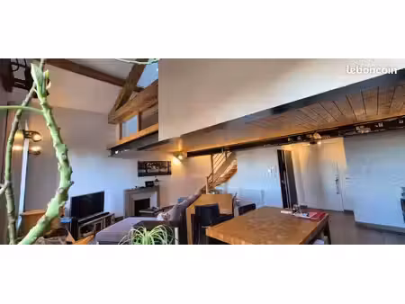 appartement atypique 63 m²