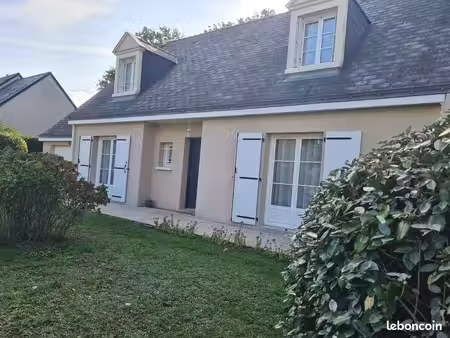 maison individuelle - 6 pièces - 138m2