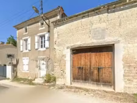 vente maison vouharte  61m² 3 pièces 70 000€ avec garage