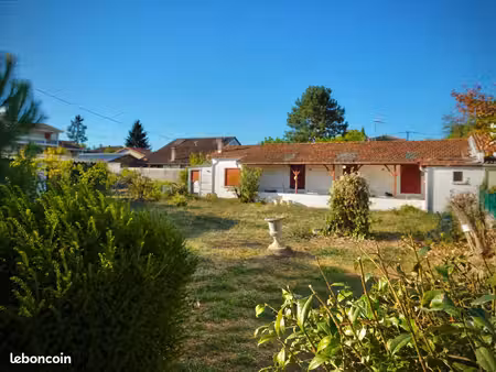 beau terrain viabilisé 494 m² – bègles mussonville – tram à pied