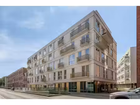 recent 2-slaapkamer appartement met staanplaats te koop!