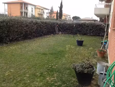 t4 81 m² jardin piscine 2 parkings – proche airbus