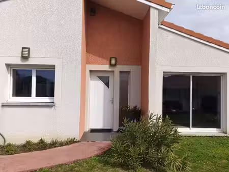 à louer maison t4 avec jardin