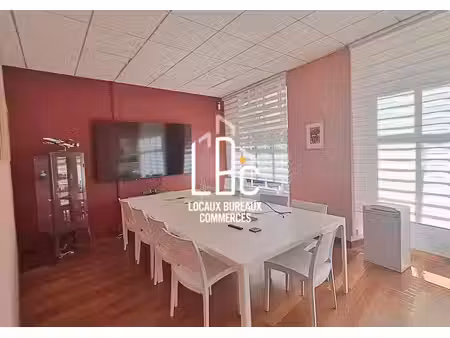 location bureaux 107m²