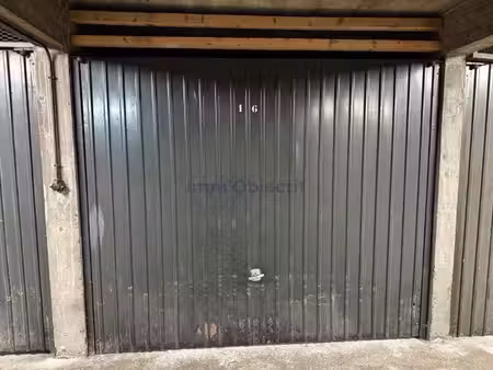 box en sous-sol 12 75m2