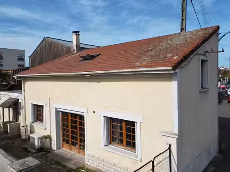 maison familiale 3 chambres avec 15 garages à mantes-la-jolie