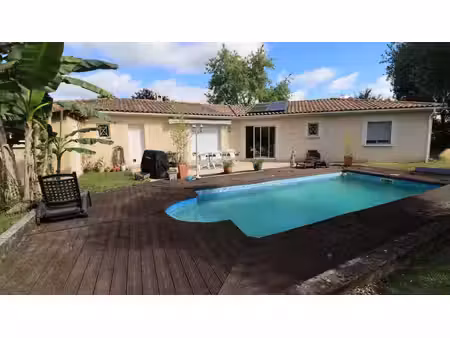 maison 143 m² avec piscine