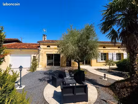 magnifique maison en pierre 33240