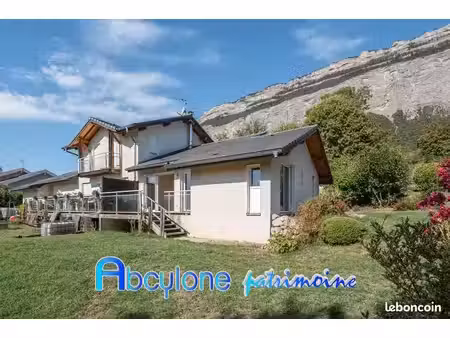 appartement 2 pièces 56 m²